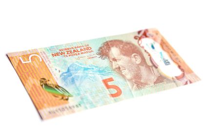 5 New Zealand Dollars